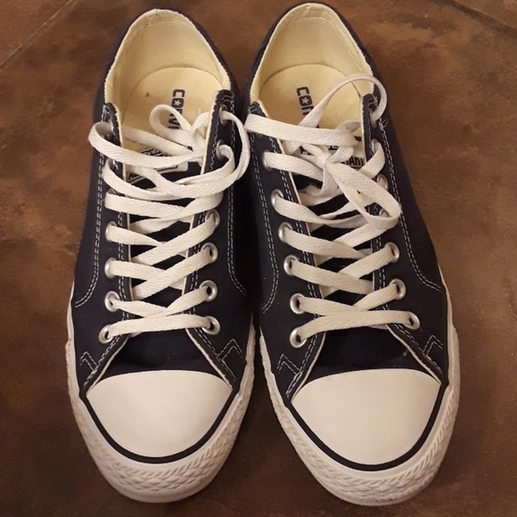 navy blue converse men